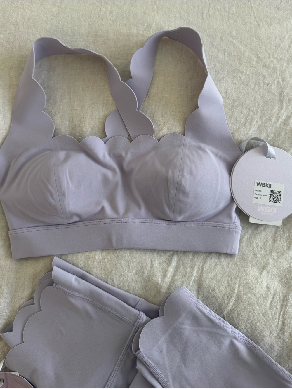 Scallop Edge Lavender *and* Pistachio Workout Set - Picture 11 of 15